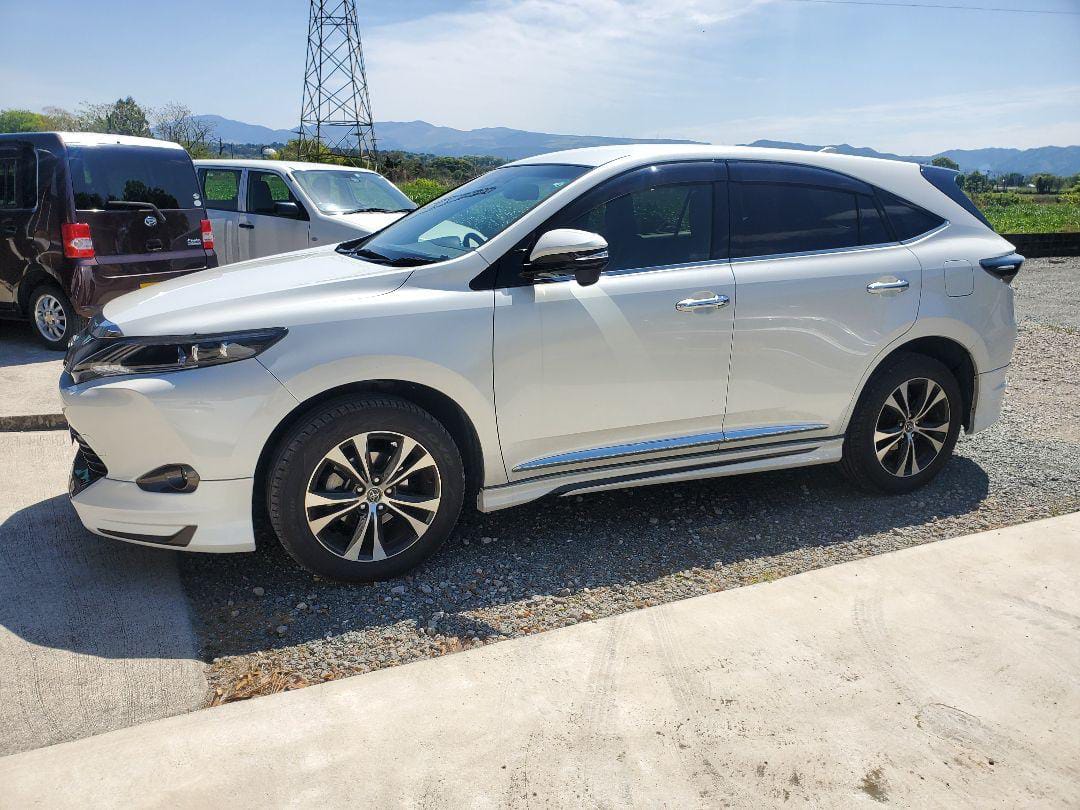 Toyota Harrier 2015